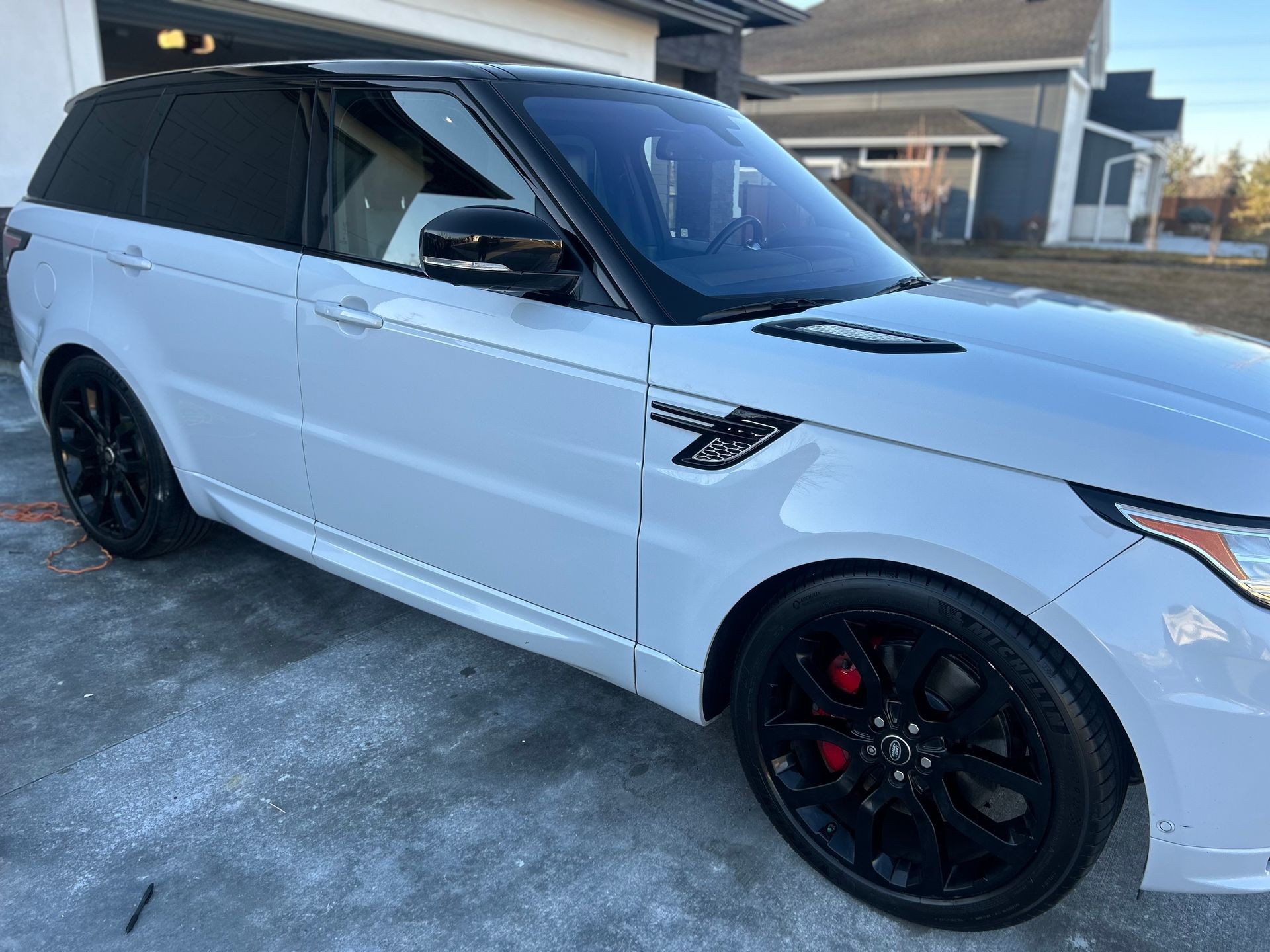 Land Rover Range Rover White with Ceramic Coat and Detail by Eagle Star Detail